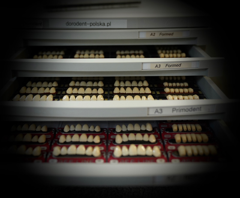 Zęby do protez - Ref-line, primodent, formed