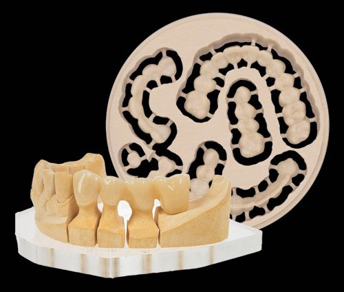 Polident krążek PMMA multilayers 16mm
